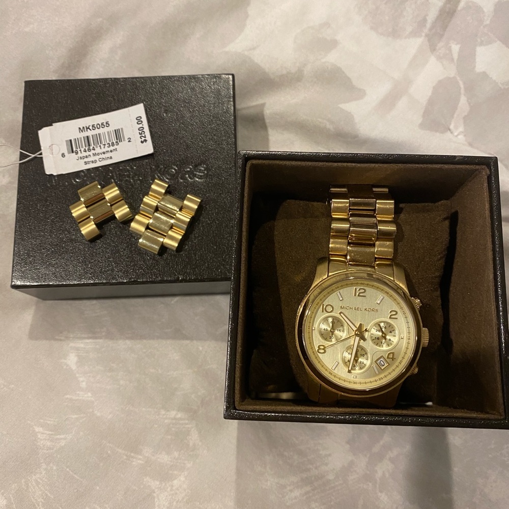 Michael Kors classic watch